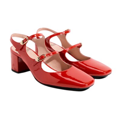 THE ESSENTIAL LOVE SANDALS